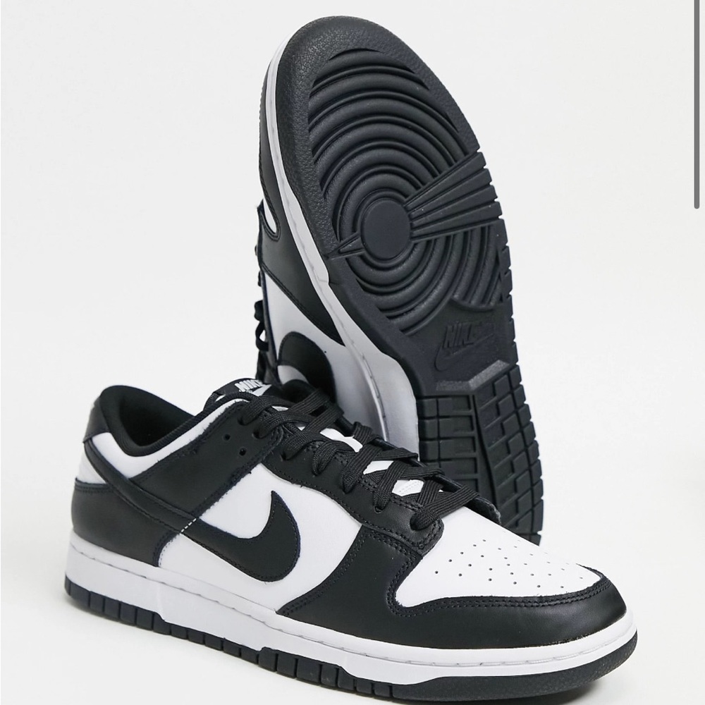 Nike Dunk Low panda sneakers in black and white
